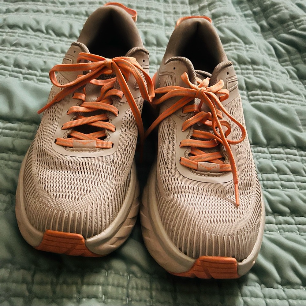 HOKA Bondi 7 Shoes (Women’s Size 8.5)